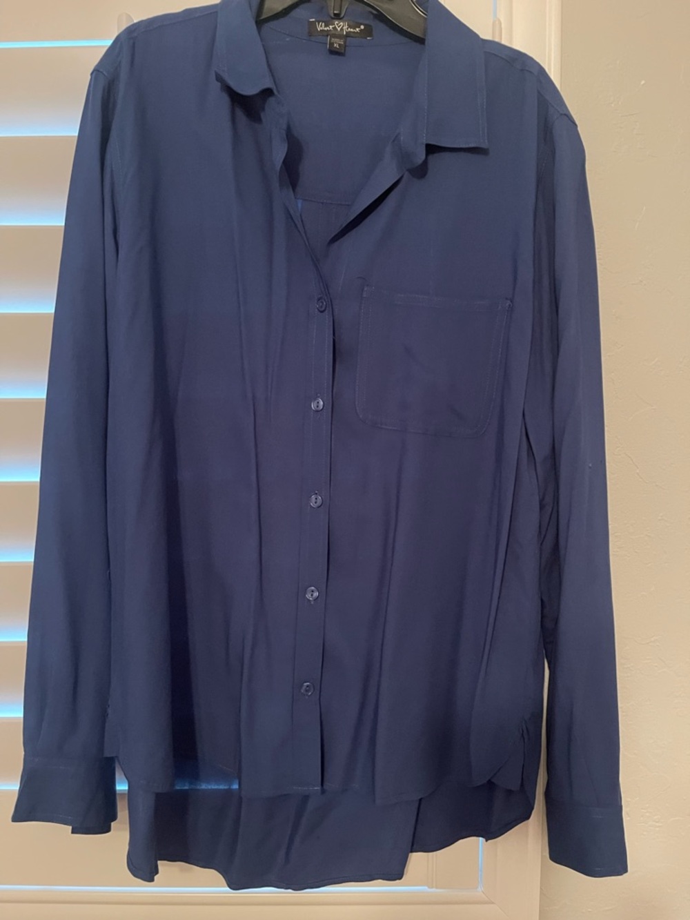 Velvet Heart Navy Blue Long-Sleeve Button-Down Shirt